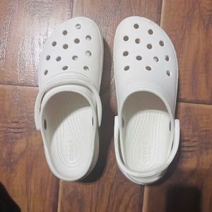 Women Classic Platform Crocs